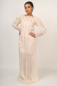 Goonj Gown