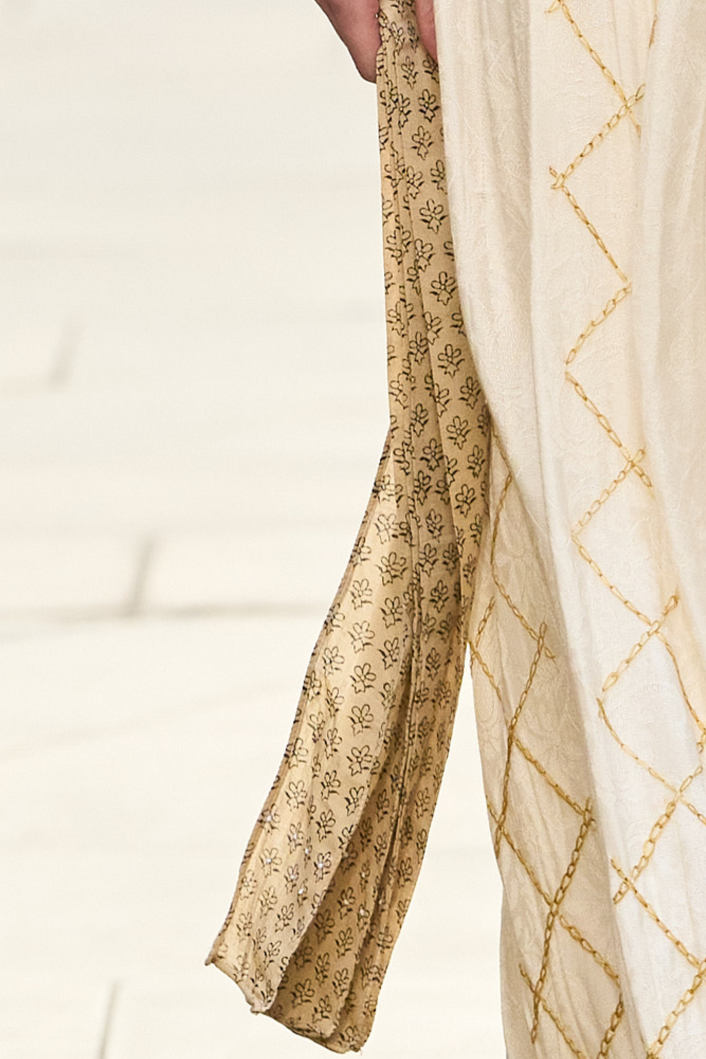 Saru Dupatta