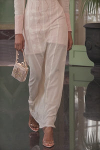 Goonj Gown